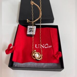 UNO de 50 18K gold-plated double small moon and pearl necklace